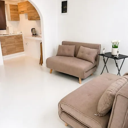 Ibi Azure House
